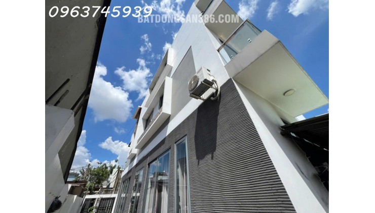 Nhà Đường số Thủ Đức 3 tầng, 130 m2 ngang 7.9 m, ô tô vào nhà, giá trị 8.45 Tỷ